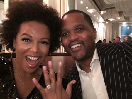 Gayle King's daughter Kirby Bumpus flaunting her engagement ring with her fiance, Virgil Miller
